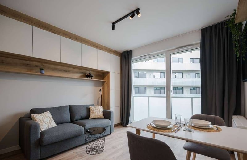 Location d’un appartement meublé et chaleureux d’1 pièce, 23 m², Partynice, Wrocław, Pologne